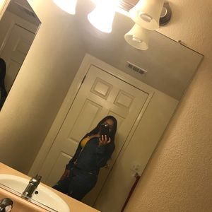 Meet your Posher, Alessandra